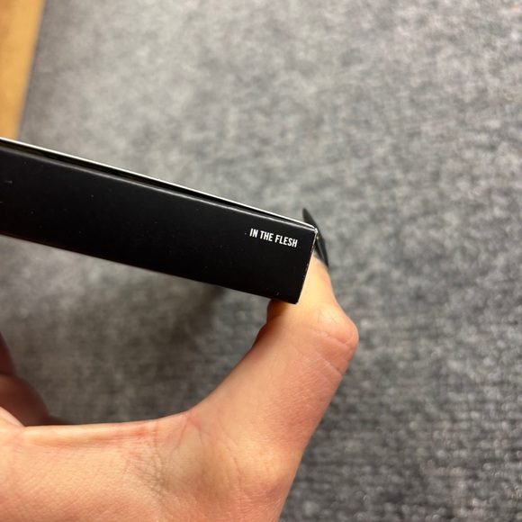 MAC Cosmetics NIB Eye Shadow x 15 color: In the Flesh palette - Picture 5 of 7